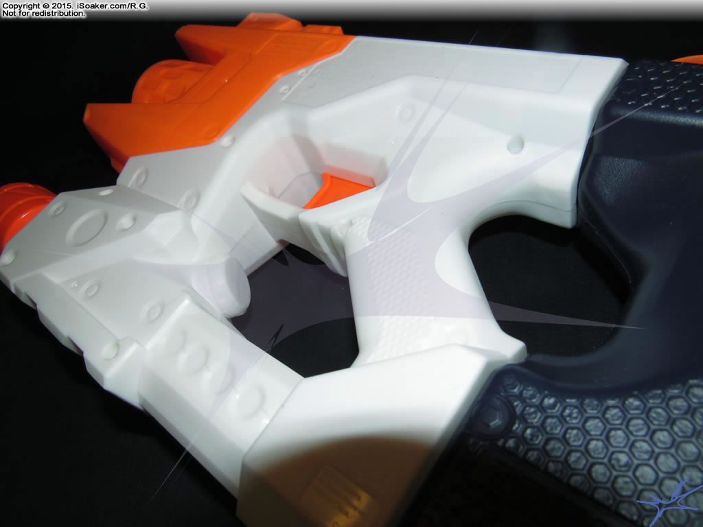 Nerf super online soaker tornado scream